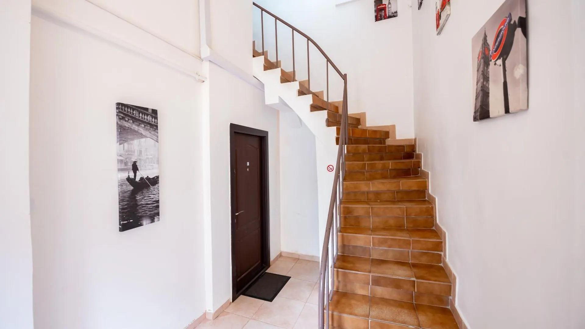 Ideal Accommodation Unirii Square Бухарест 0*,  Румыния