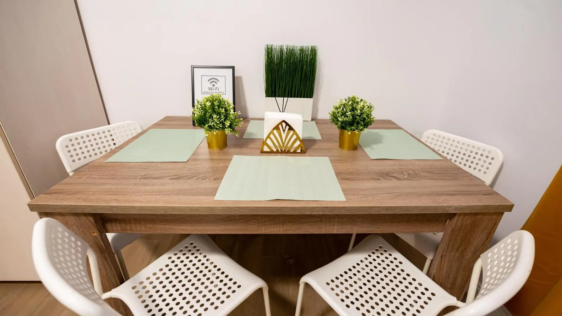 Апартаменты Ideal Accommodation Unirii Square Бухарест