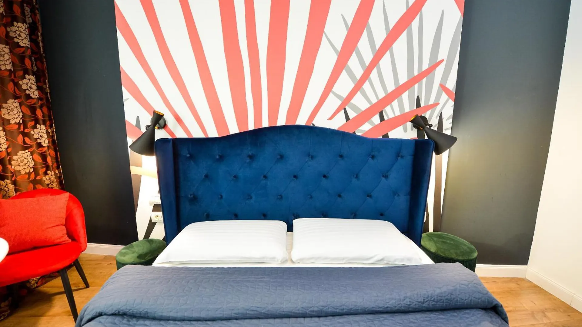 Ideal Accommodation Unirii Square Бухарест