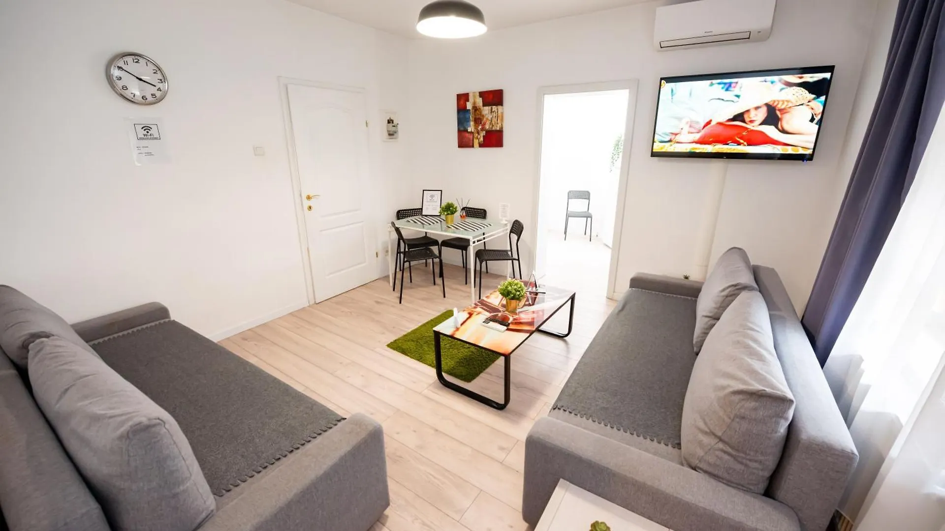 Ideal Accommodation Unirii Square Бухарест Апартаменты