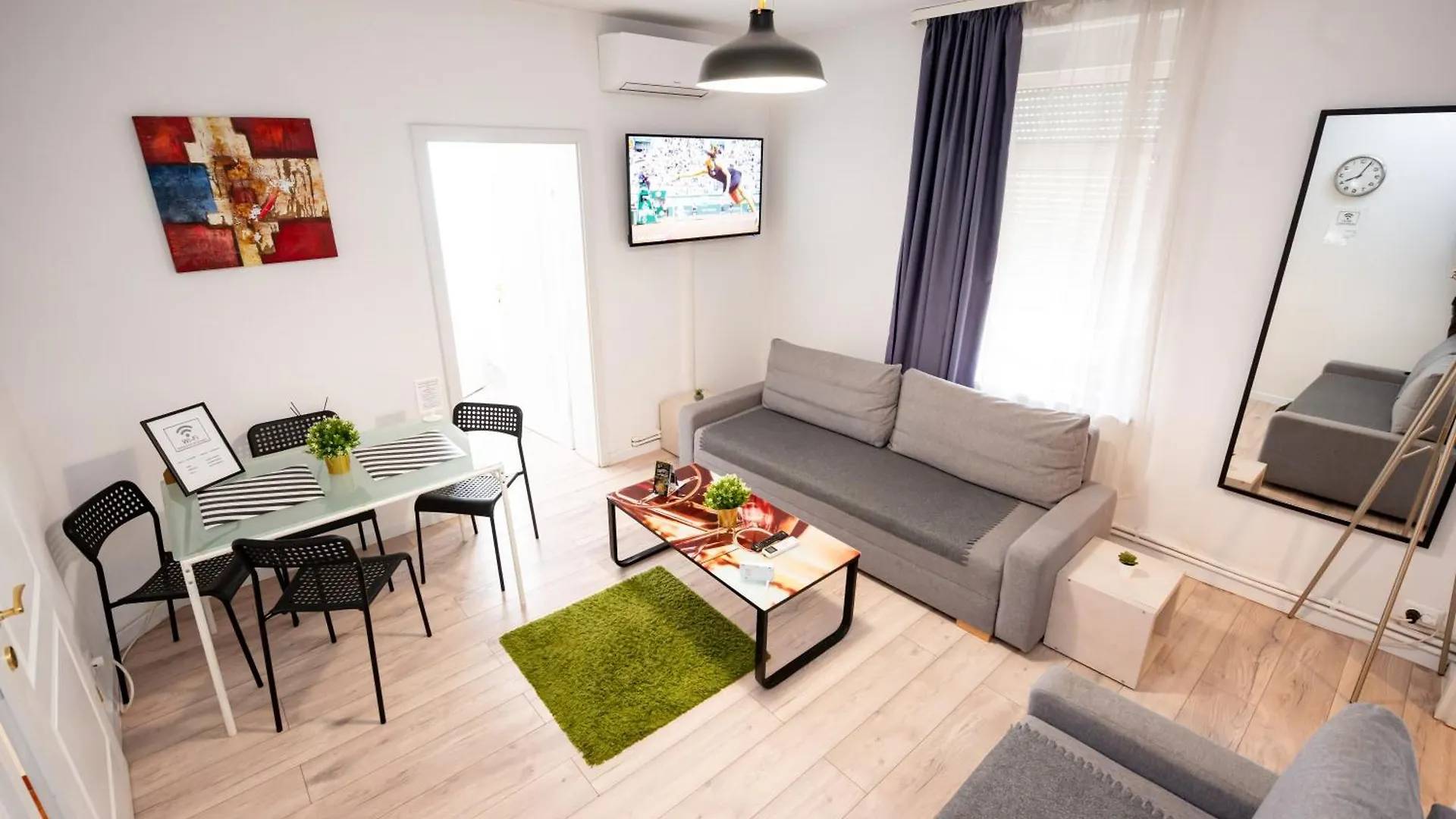 Ideal Accommodation Unirii Square Бухарест