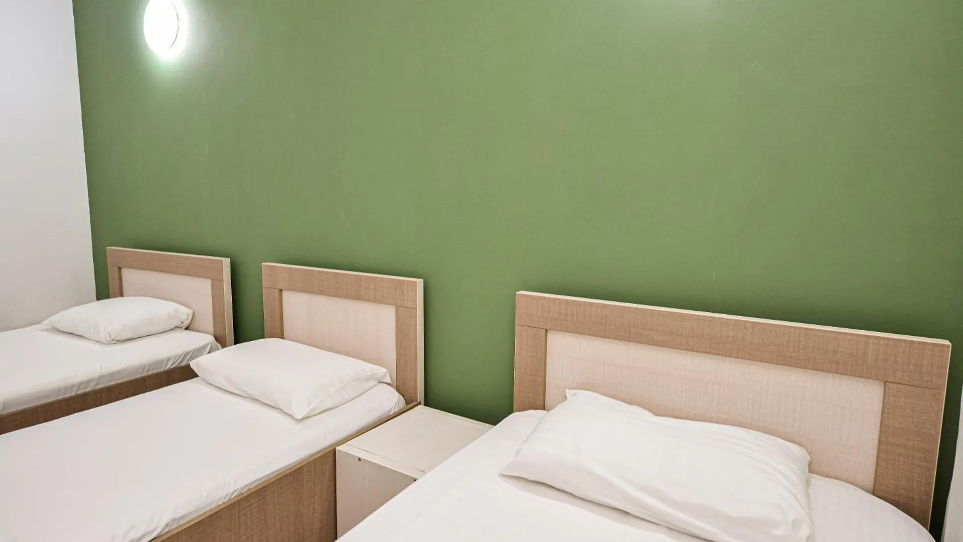 Ideal Accommodation Unirii Square Бухарест