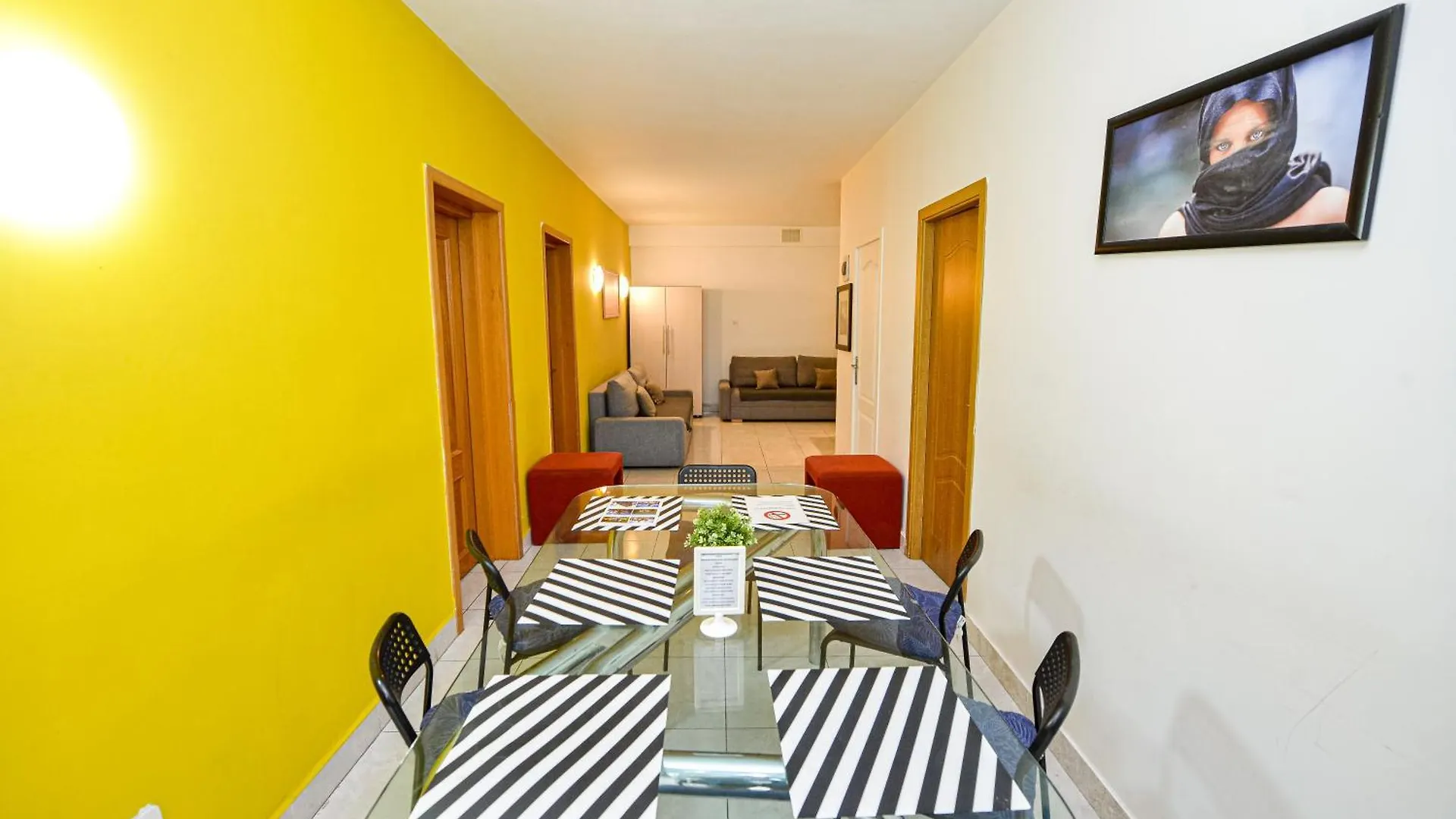 Ideal Accommodation Unirii Square Бухарест Румыния