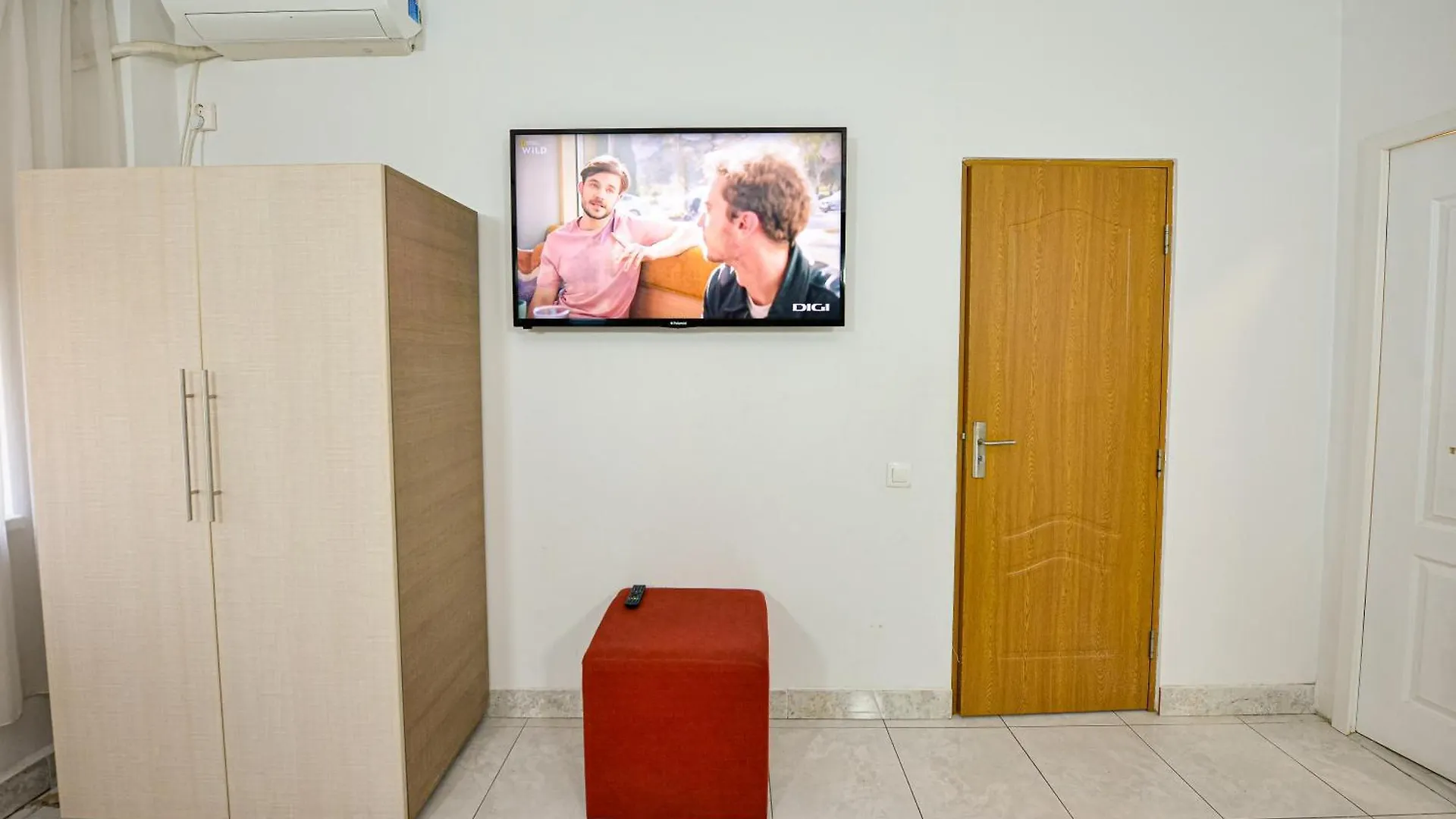 Ideal Accommodation Unirii Square Бухарест 0*,